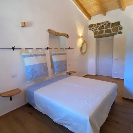 Stazzo Casari Feriehus