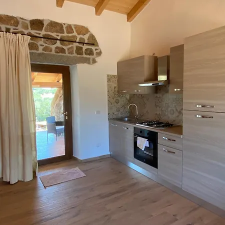 Feriehus Stazzo Casari *
